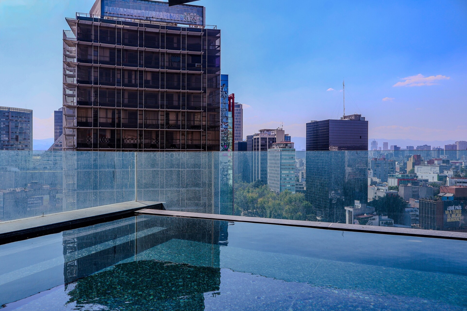 Reforma Views @UniversityTower Trendy “CondoHotel” 51 kasavahomes.com