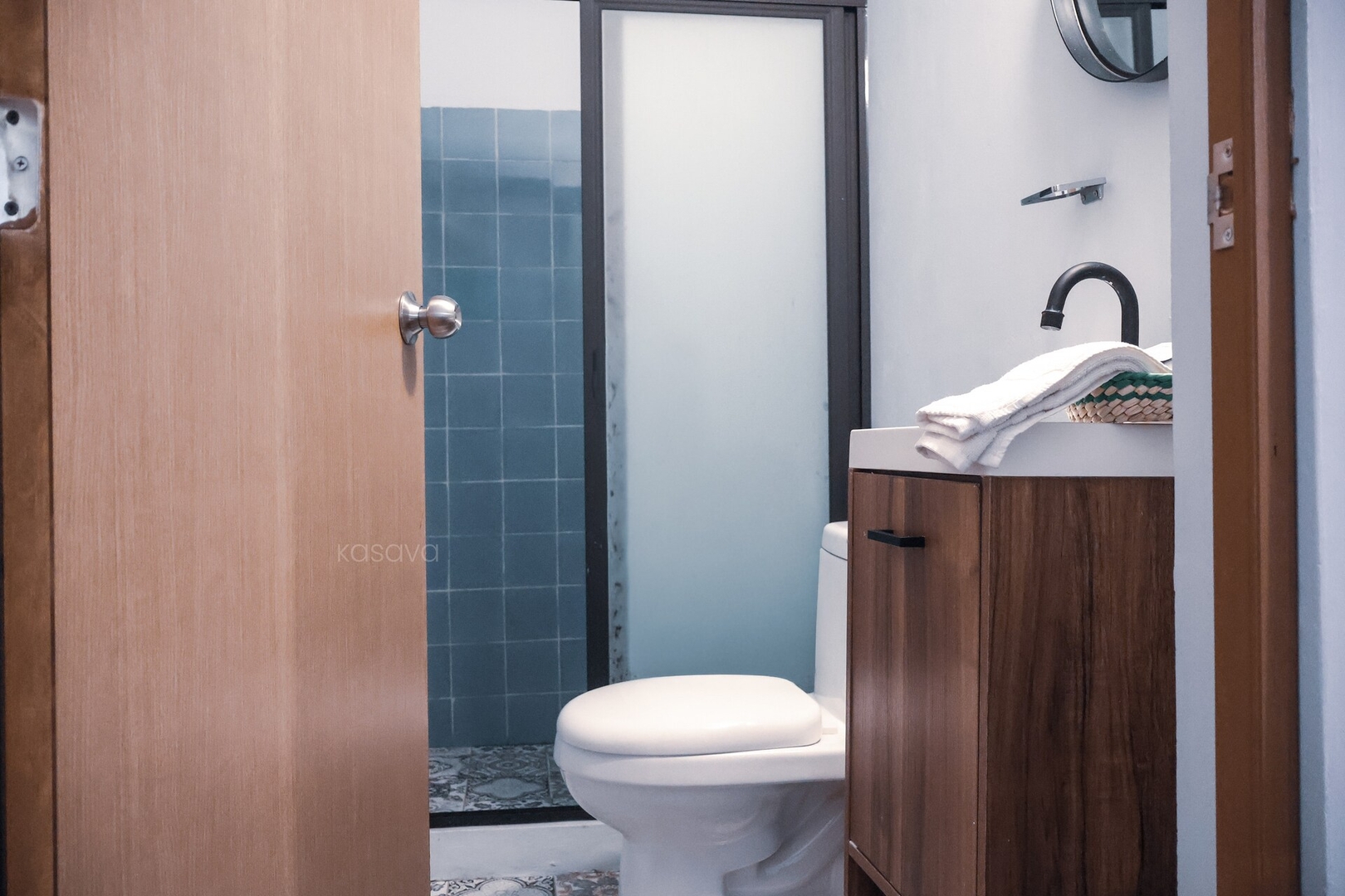 The Blueblooded Home in La Condesa 29 kasavahomes.com