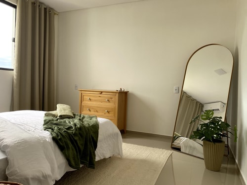 Apto charmoso com equipamento de ginástica