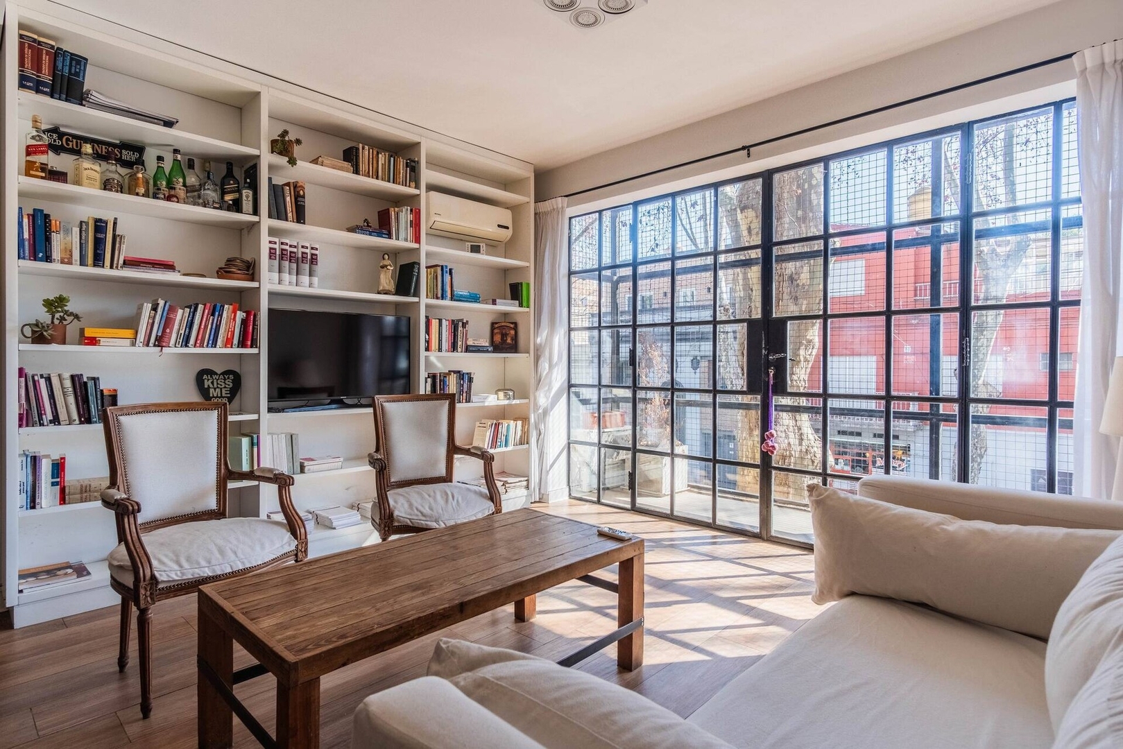 How to Choose Your First Neighborhood Before You Know the City