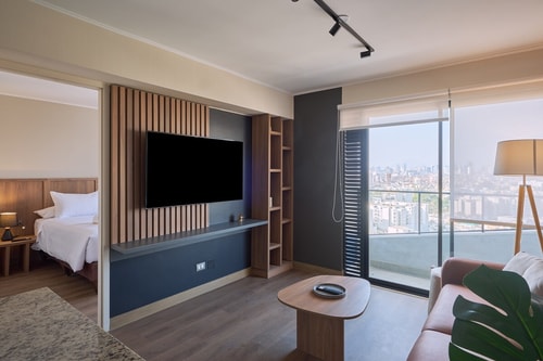 geko| Skyview _2BR in Miraflores near Kennedy park