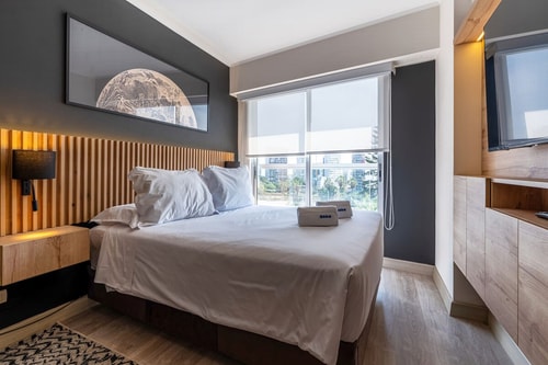 geko _Moonwalk Loft_