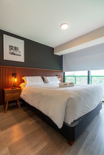 geko _Night Rush 2BR_