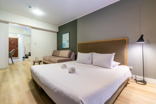 geko | Zentrica_ 1BR Duplex w/ terrace ocean view