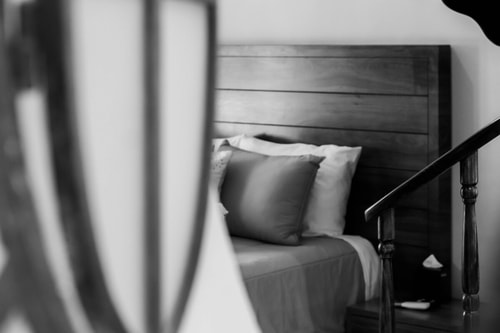 The Urban Nest: Cozy Studio with Mini Split