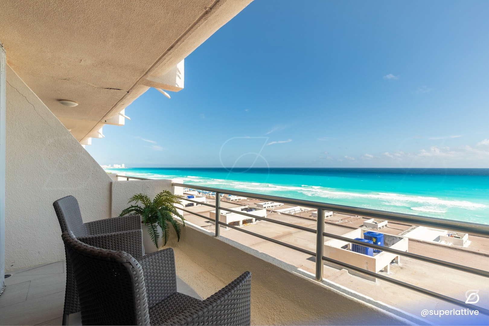 Amazing 2B Ocean and beach view in the hotel area 42 Airbnb Property Manager Cancun
