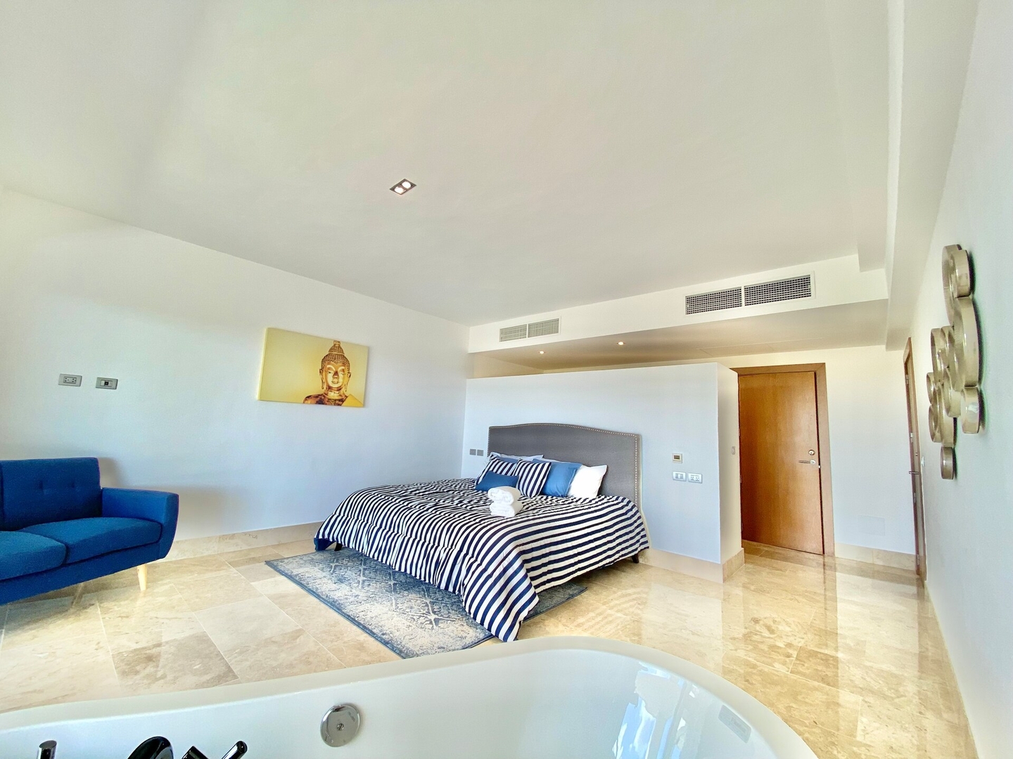 Deluxe Condo w/Private Beach and Top Amenities 40 Airbnb Property Manager Cancun