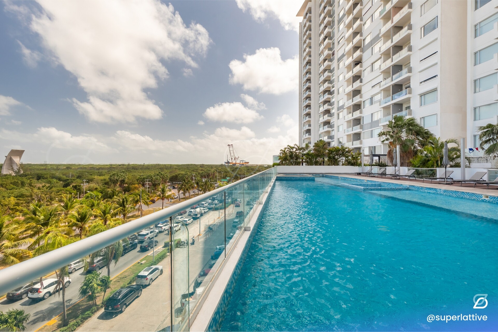 Modern 2B Condo w/Great View and perfect Location! 26 Airbnb Property Manager Cancun
