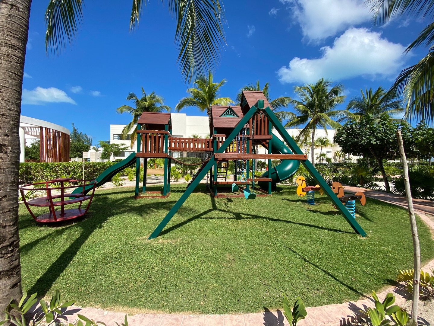 Deluxe Condo w/Private Beach and Top Amenities 19 Airbnb Property Manager Cancun
