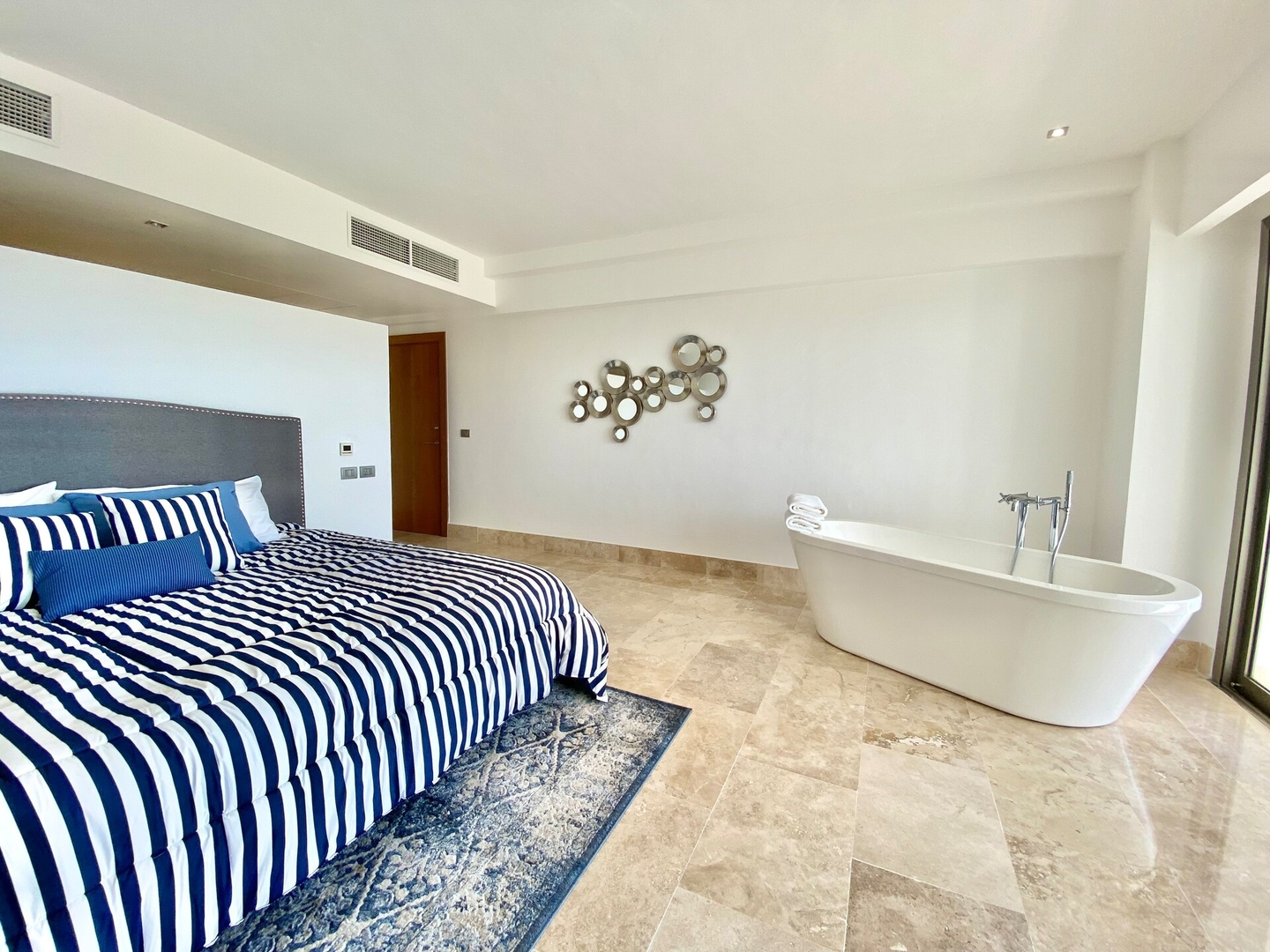 Deluxe Condo w/Private Beach and Top Amenities 14 Airbnb Property Manager Cancun