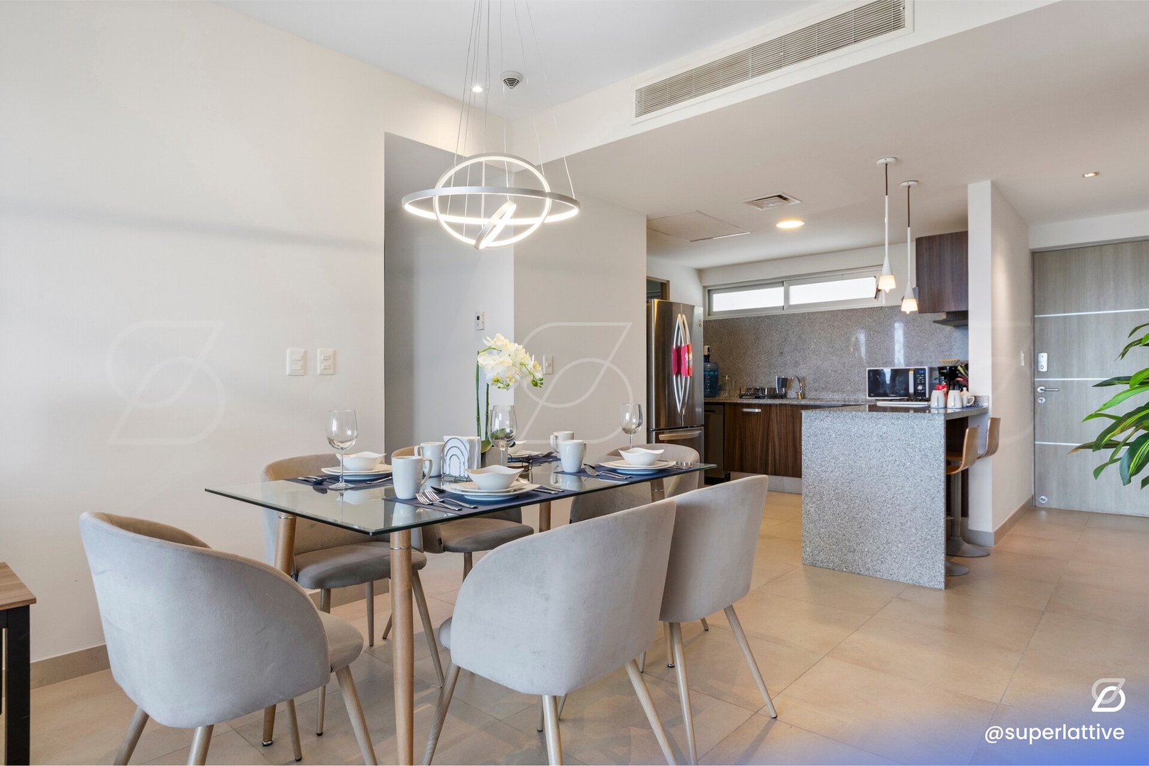 Modern 2B Condo w/Great View and perfect Location! 35 Airbnb Property Manager Cancun