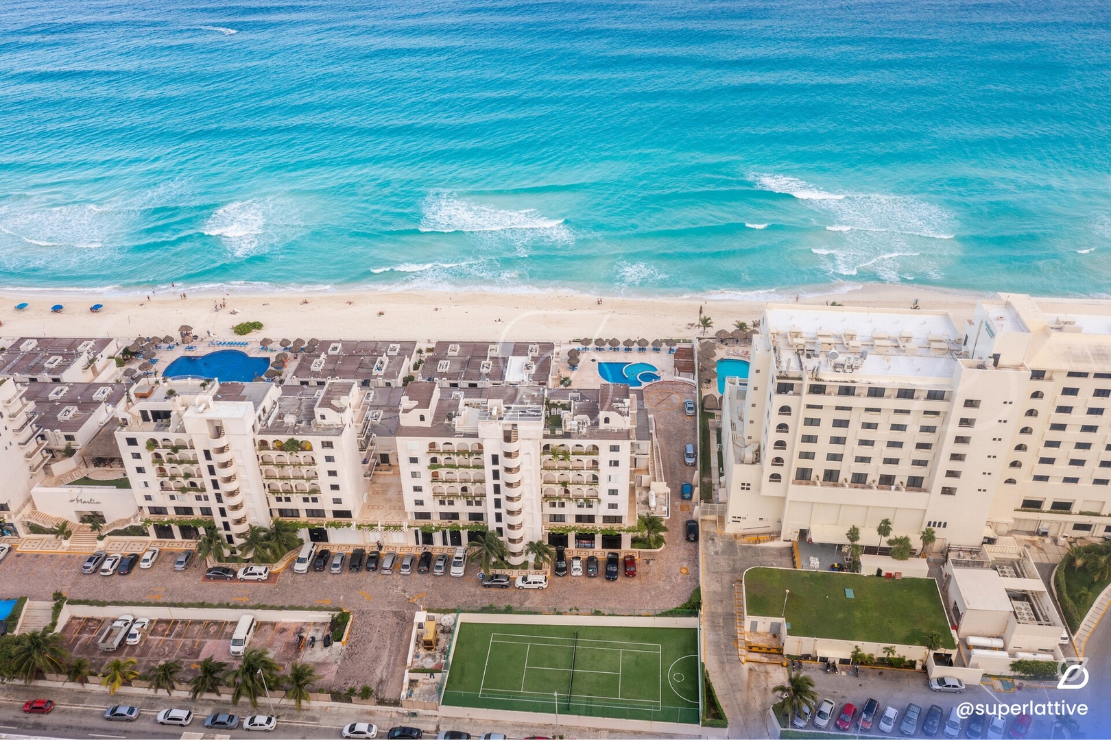 Amazing 2B Ocean and beach view in the hotel area 68 Airbnb Property Manager Cancun