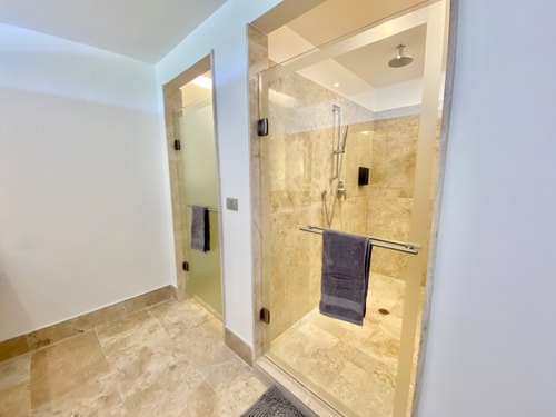 Deluxe Condo w/Private Beach and Top Amenities 42 Airbnb Property Manager Cancun