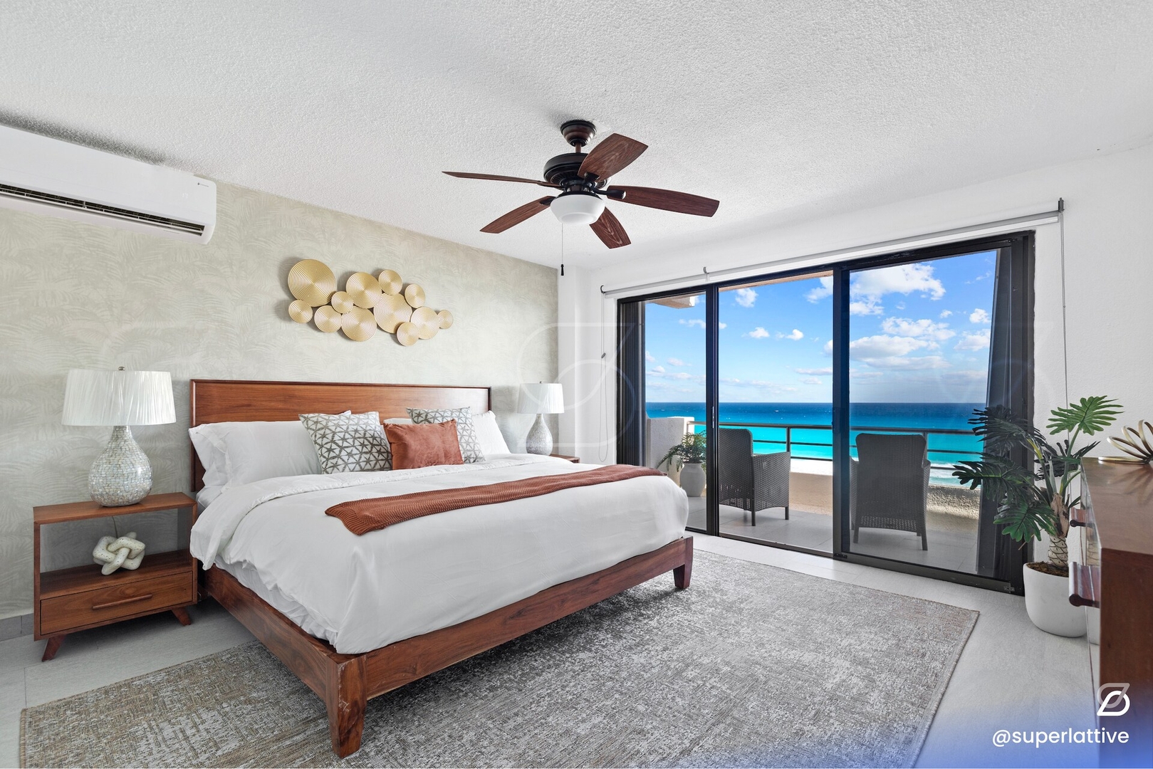 Amazing 2B Ocean and beach view in the hotel area 1 Airbnb Property Manager Cancun