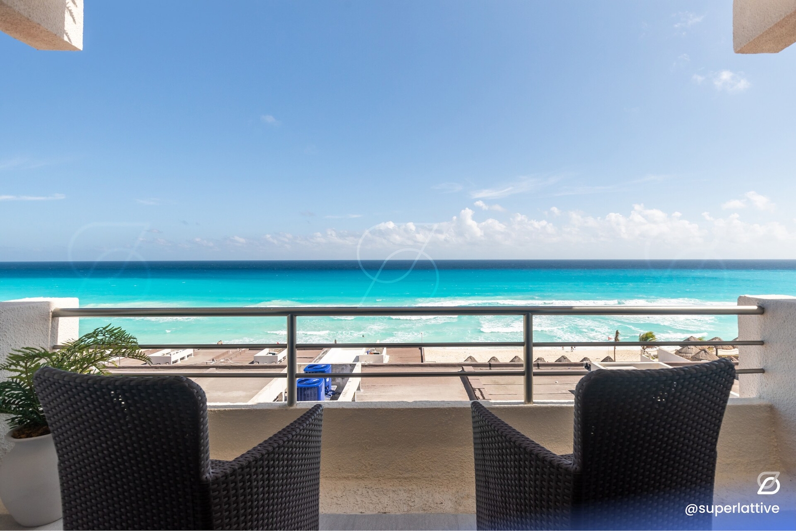 Amazing 2B Ocean and beach view in the hotel area 63 Airbnb Property Manager Cancun