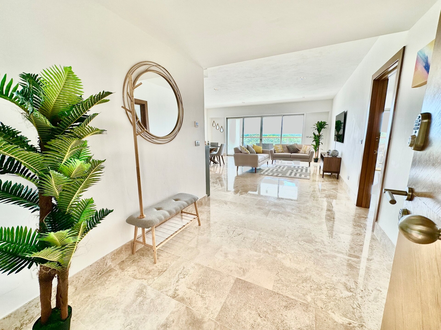Deluxe Condo w/Private Beach and Top Amenities 3 Airbnb Property Manager Cancun