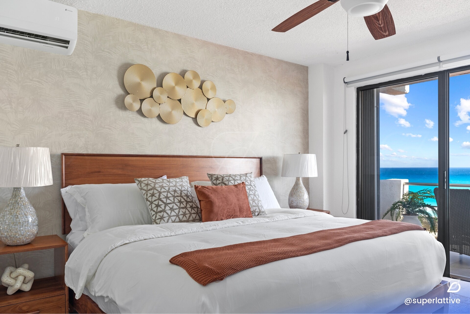 Amazing 2B Ocean and beach view in the hotel area 44 Airbnb Property Manager Cancun