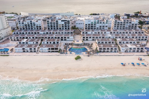 Amazing 2B Ocean and beach view in the hotel area 5 Airbnb Property Manager Cancun