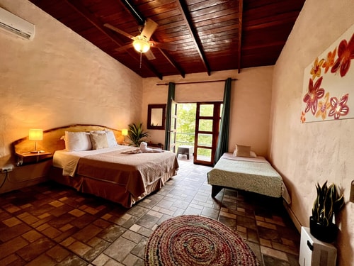 Free breakfast | balcony suite with pool in MA