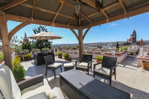 Casa Luna  In The Heart Of SMA..  