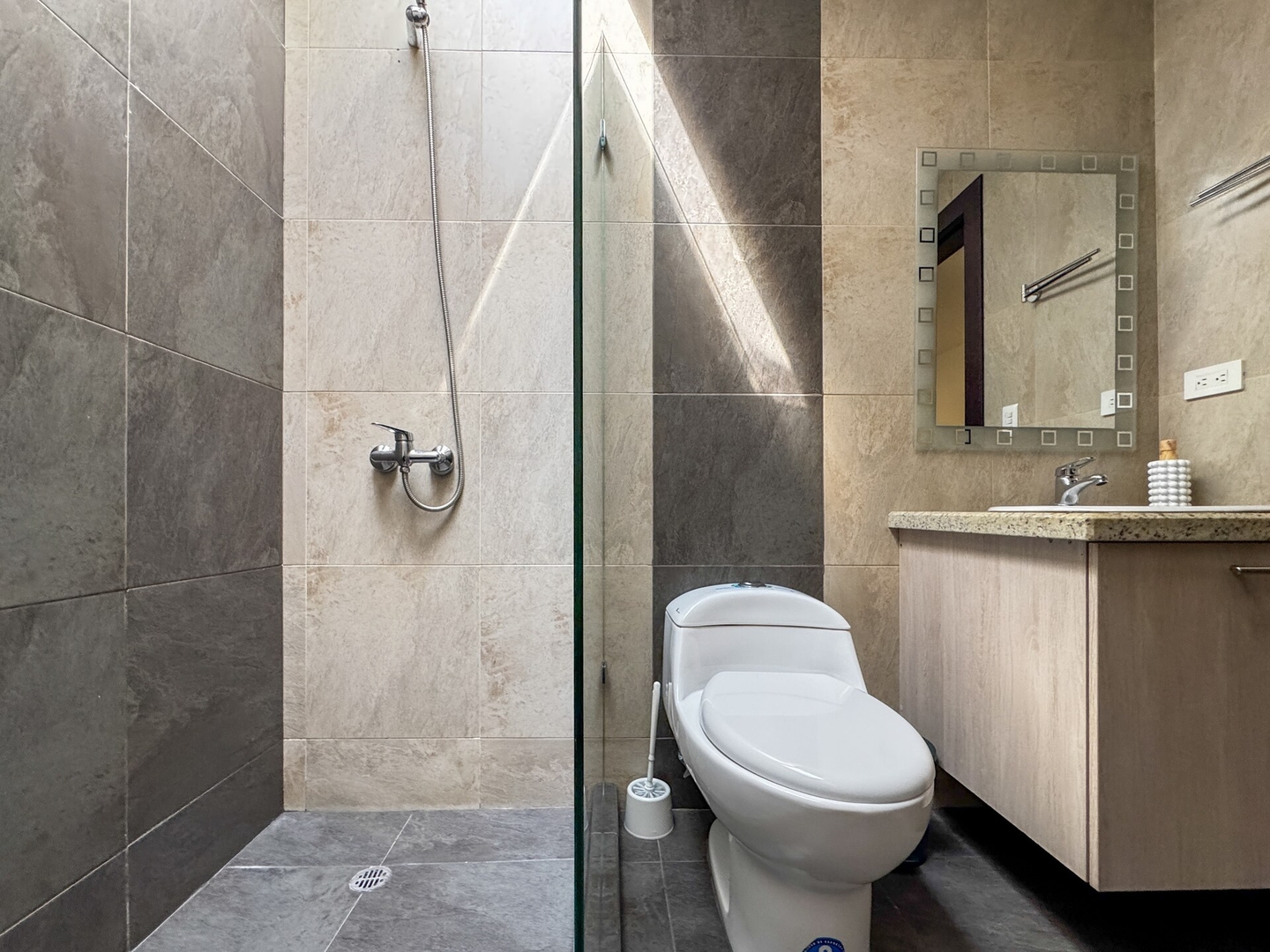 Duplex con Terraza Exclusiva en Plaza Soleil - imagen 17