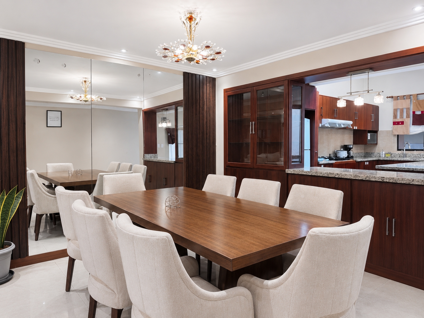 Zona Centro, Cuenca | Casa Amplia + Garaje | 10 - imagen 9