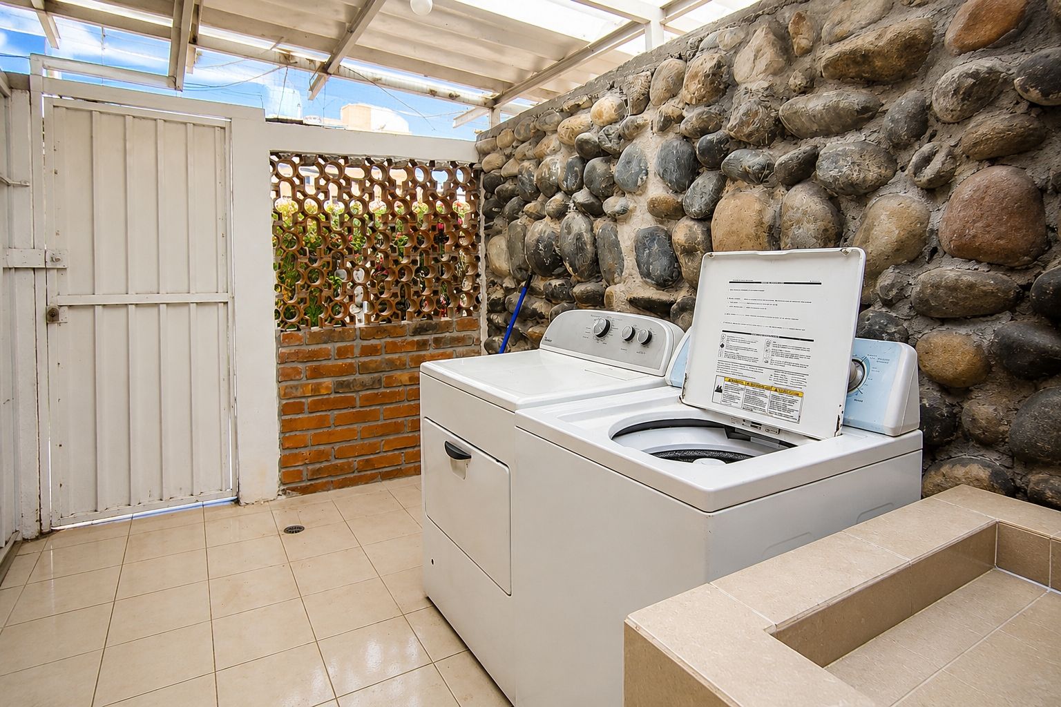 Los Cedros, Cuenca | 4 Hab + Garaje | 10 Huésp. - imagen 54