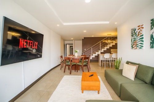 Dúplex Amplio | Dúplex 3BR | 7 Huéspedes + Garaje