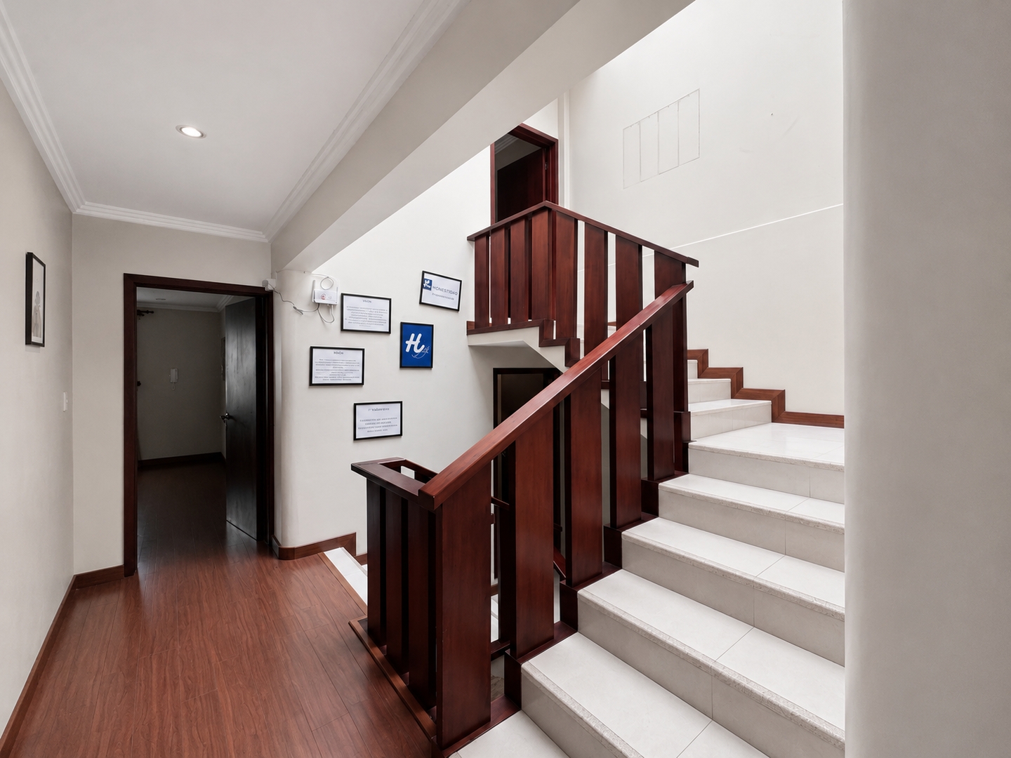 Zona Centro, Cuenca | Casa Amplia + Garaje | 10 - imagen 7