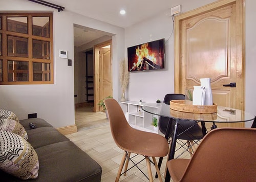 Centro Cuenca | 4 Huéspedes | 2BR +Balcón +Tranvía
