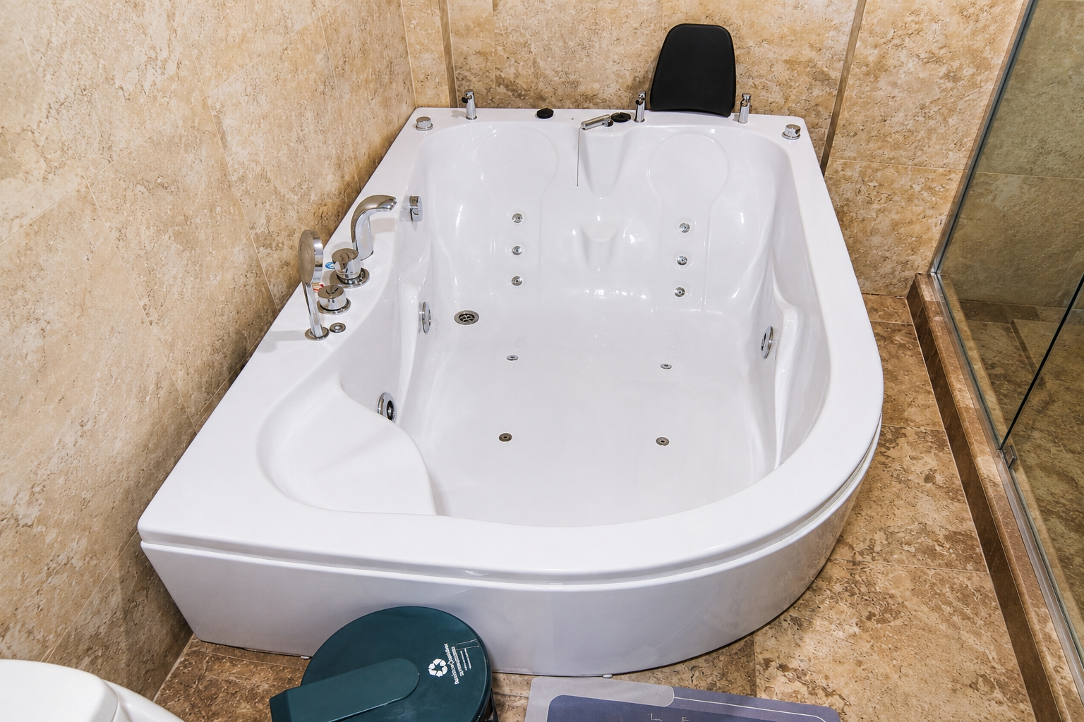 Esmeraldas | Refugio con Jacuzzi | 2 Habitaciones - imagen 23