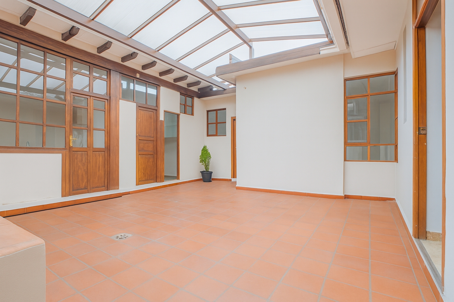 Espacio premium para grupos, a 2 min del centro - imagen 16