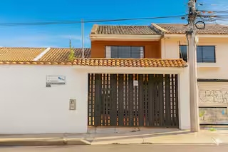 Paraíso en Cuenca: Espacio grande + 2 parqueaderos - imagen 20