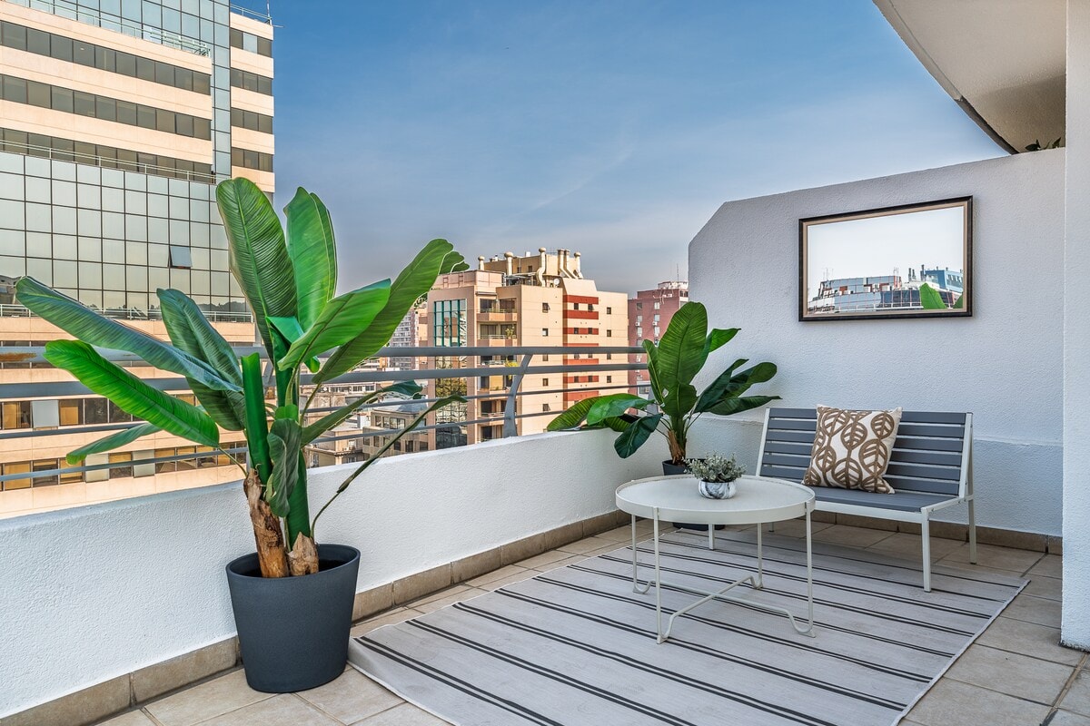 Depto 2D en Providencia con vista y terraza