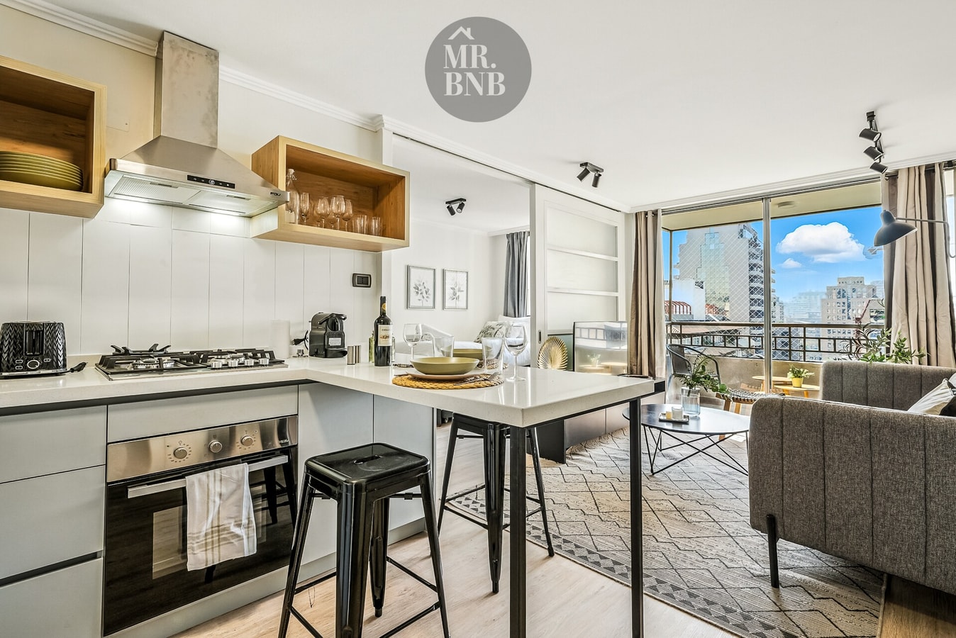 Vista urbana en Providencia con estilo 5PAX