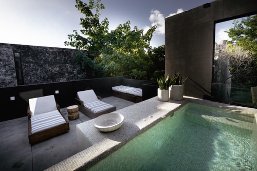 Spacious Luxury Villa, 3 Pools + Rooftop, 14 Pax