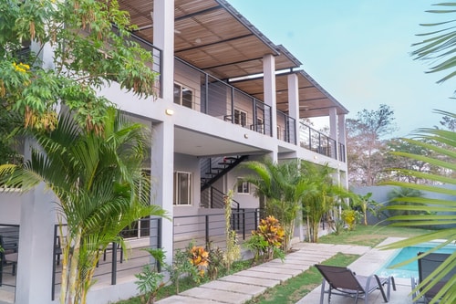 2 bedrooms /2 bathrooms