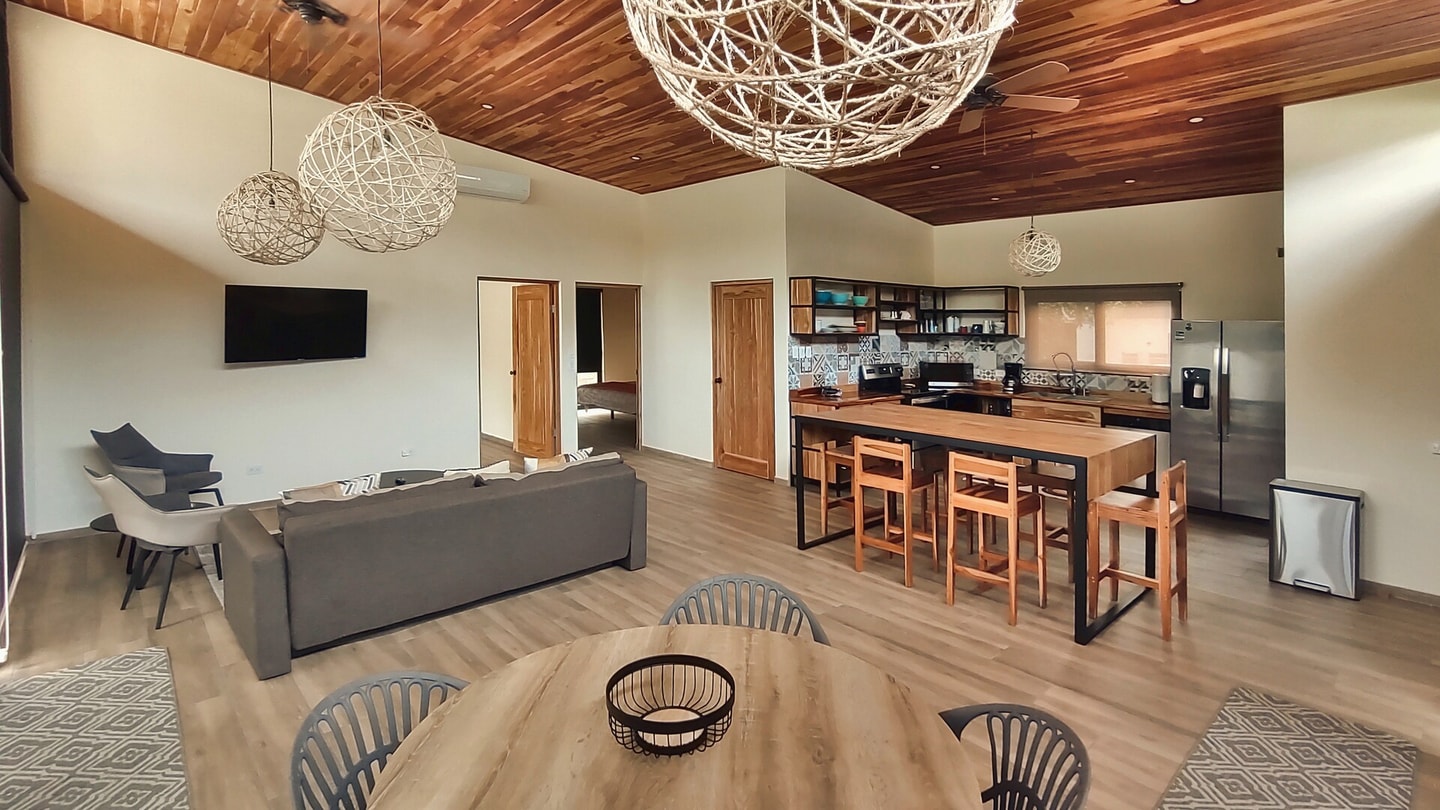 Tamarindo2 bedrooms / 2 bathrooms private pool gallery image 1