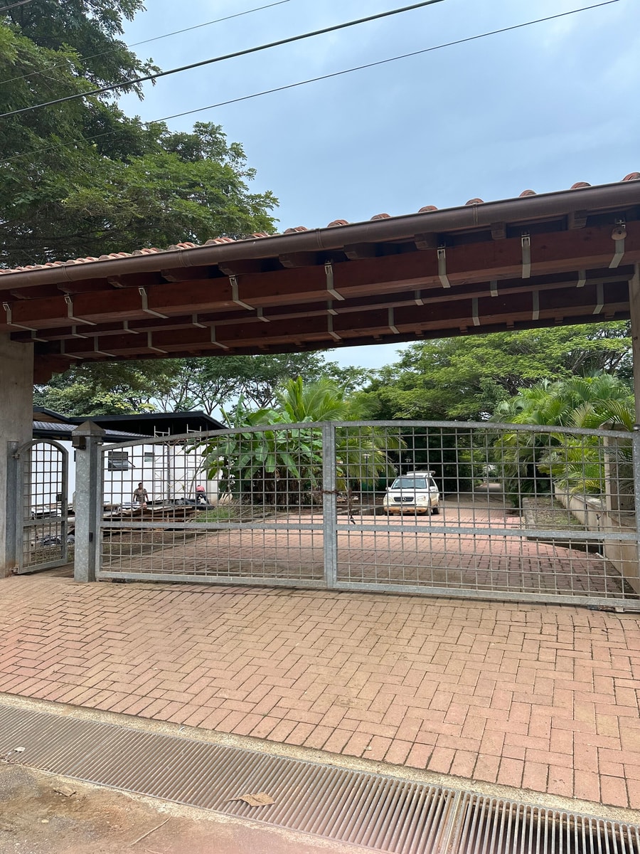 Tamarindo2 bedrooms / 2 bathrooms private pool gallery image 15