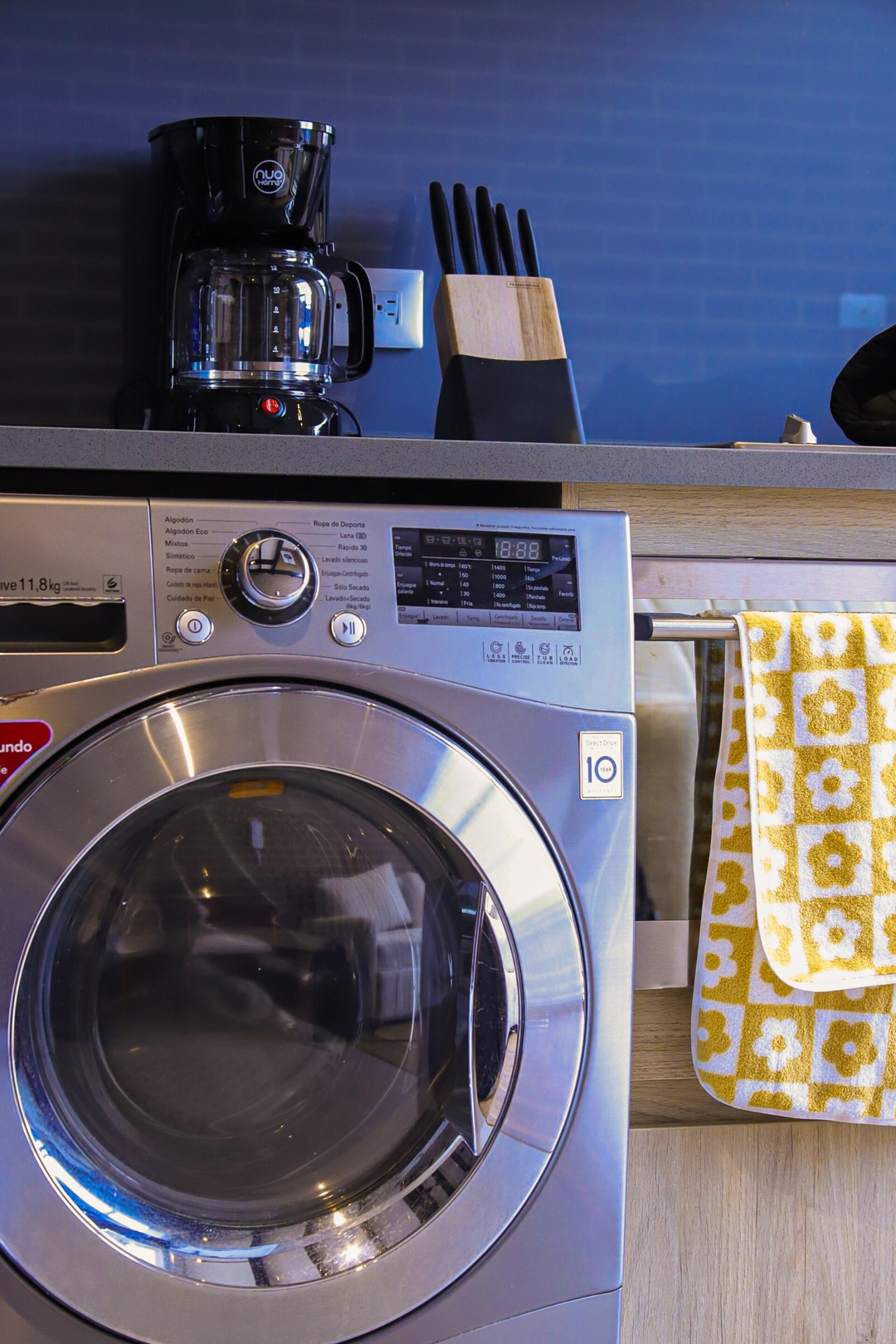 Luxury penthouse with Jacuzzi near the "T" area 10 Prorenty