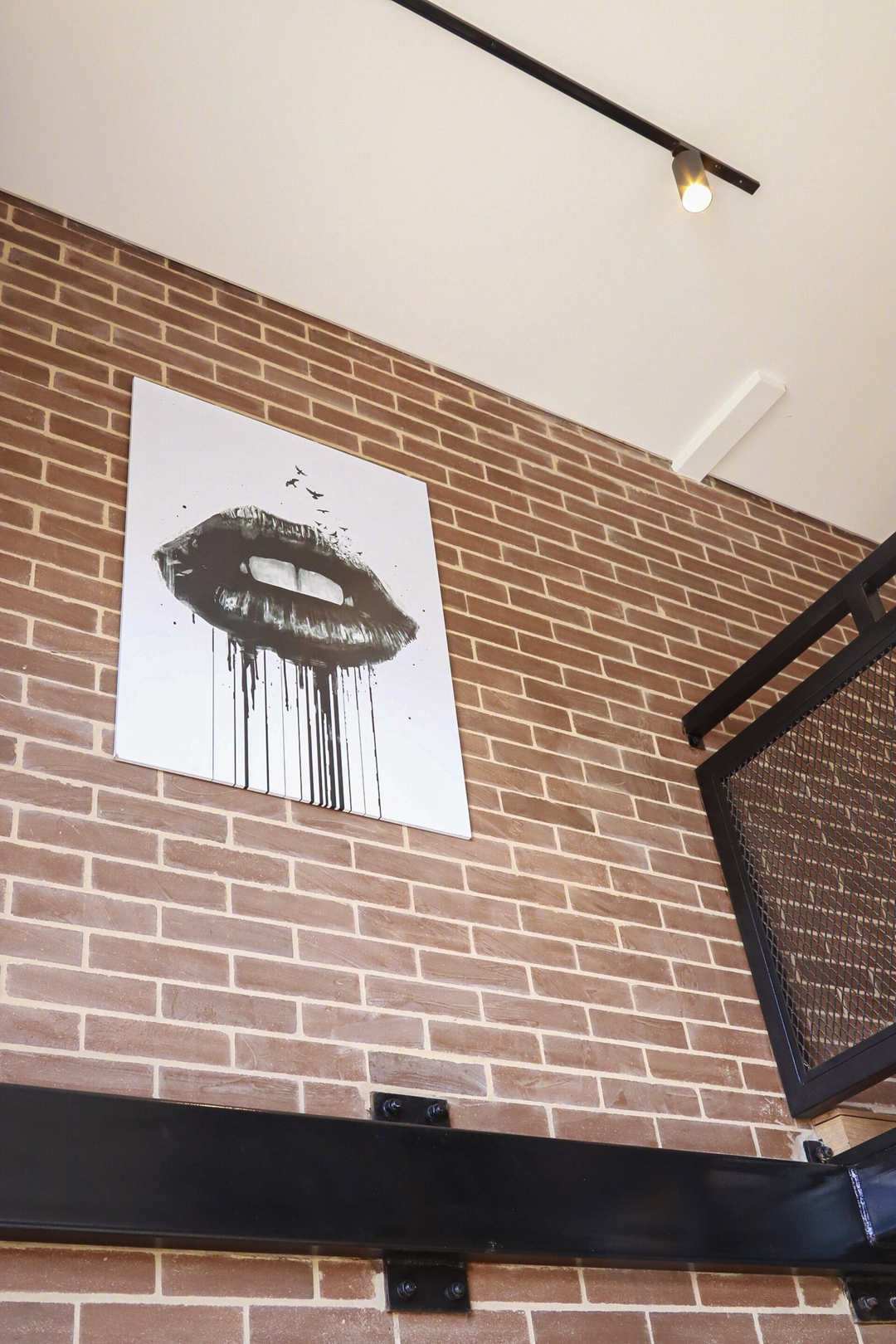 Luxury penthouse with Jacuzzi near the "T" area 5 Prorenty