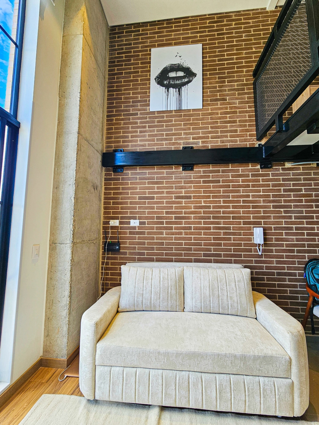 Luxury penthouse with Jacuzzi near the "T" area 3 Prorenty