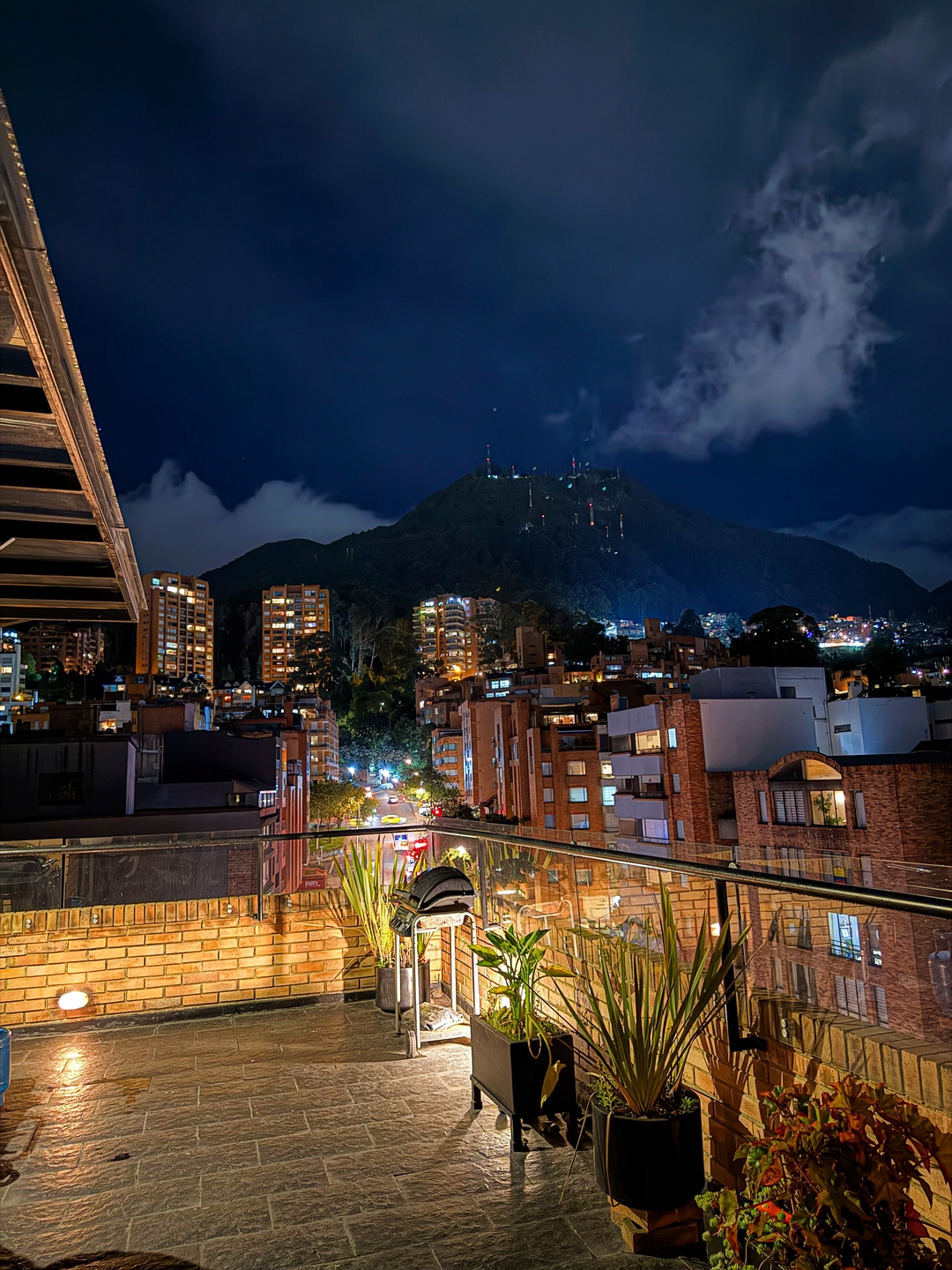 Penthouse with luxury jacuzzi and panoramic view 6 Prorenty