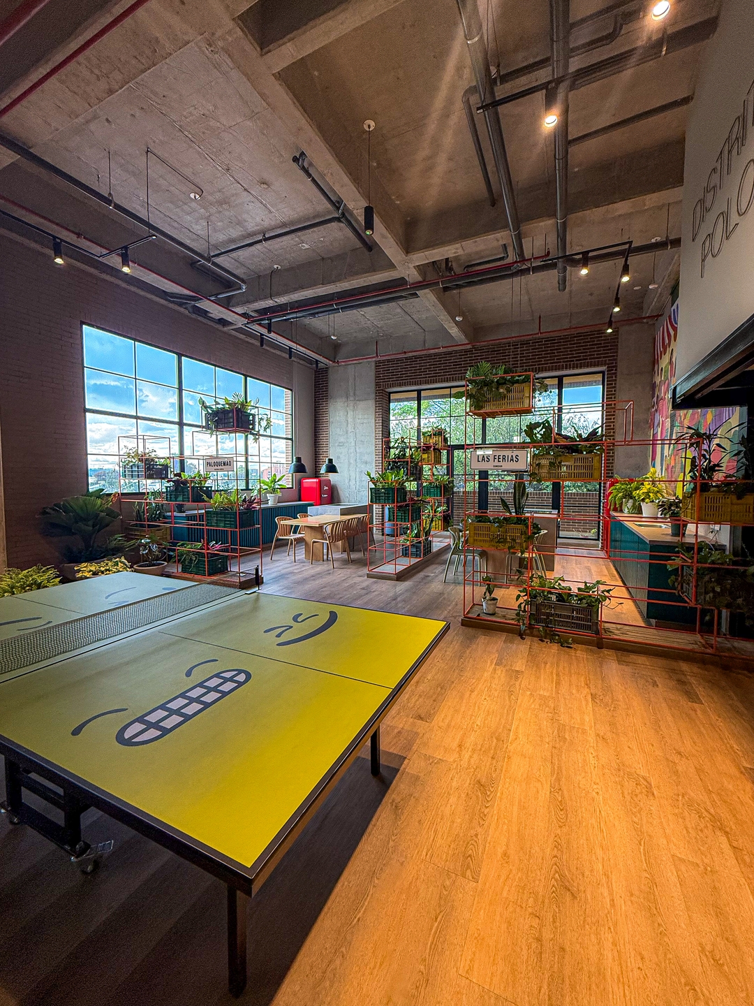 Luxury penthouse with Jacuzzi near the "T" area 36 Prorenty