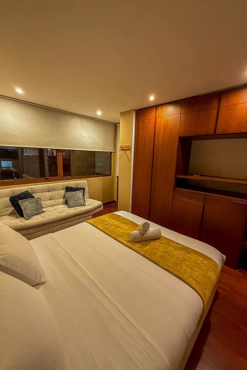 Cozy Apartment with Private Jacuzzi 4 Prorenty