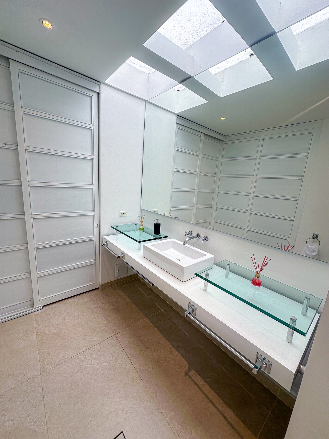 Penthouse with luxury jacuzzi and panoramic view 23 Prorenty