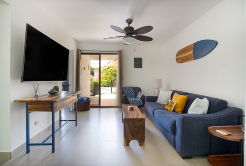 Seaside Solace - 2 Bedrooms 500 Meters To Beach