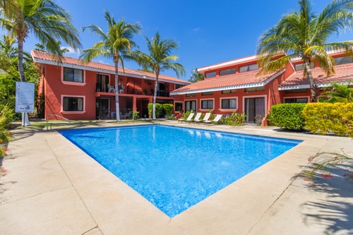 Las Palmas Condo: Pool & Beach - 2 Bedroom 2 Bath