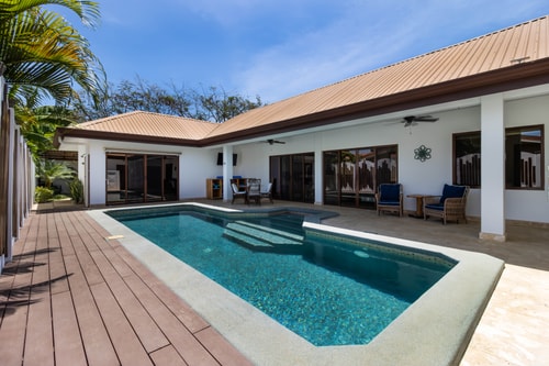 Casa Miel: Private Pool in Gated Community
