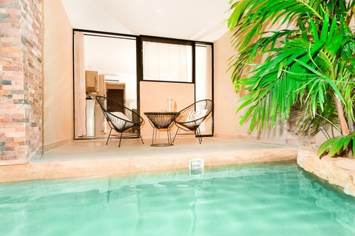 Modern Studio Syrena 1BR 1BA Near Beach & 5th Ave